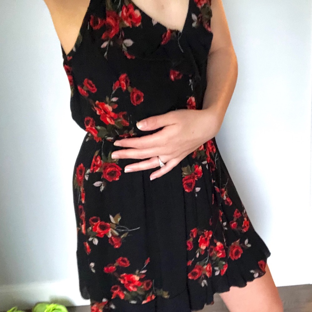 Floral mini Dress - Picture 1 of 3